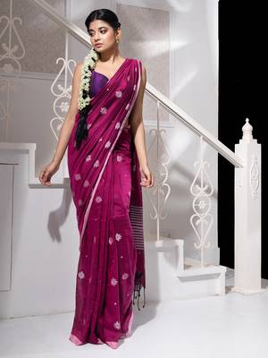 Magenta cotton Handloom saree with white flower butta 1