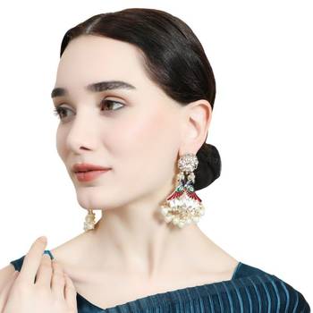 Statement Peacock Kundan and Pearl Studded Earring 1