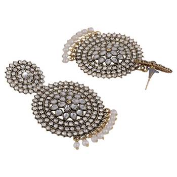 Oxidised Stone and Pearl Studded Round Shaped Earring 2