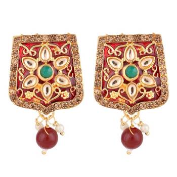 Traditional Gold Plated Kundan and Stone studded Statement Choker with Earrings and Maangtikka for Girls and Women 2