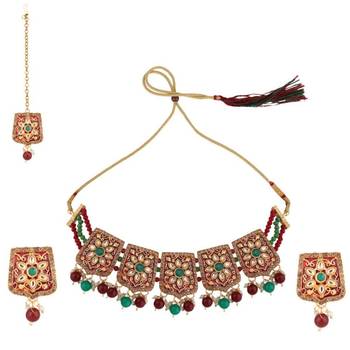 Traditional Gold Plated Kundan and Stone studded Statement Choker with Earrings and Maangtikka for Girls and Women 5