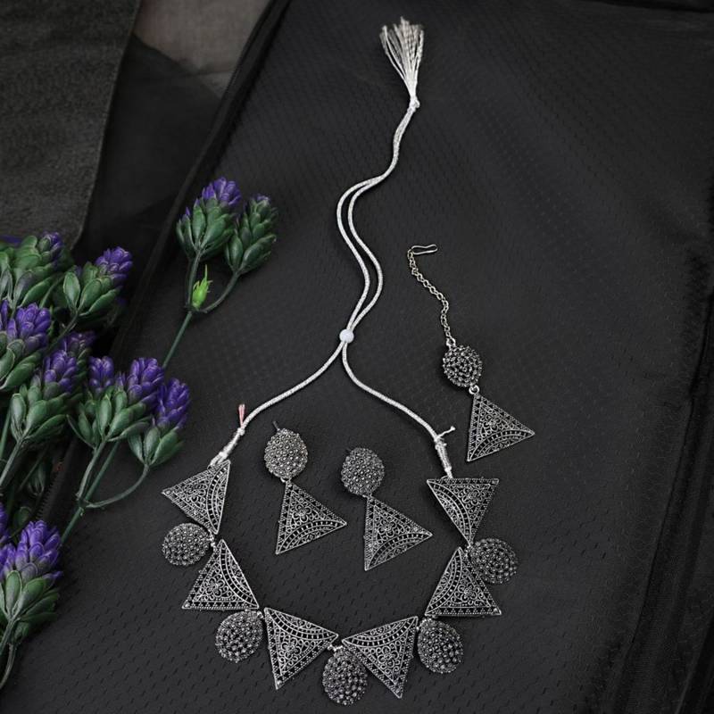 Classic Oxidised Triangle shaped Neck Choker with Earring Set and maang tika for Girls and Women