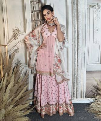 Pink Sylvan Kurti Set 1