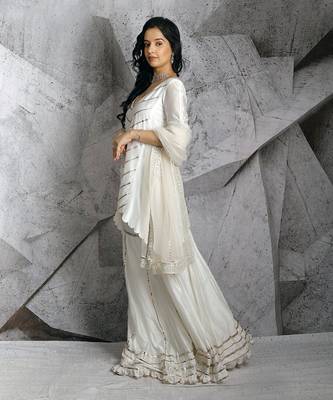 Ivory Gota Asymmetrical Kurta Set 2