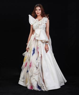 Ivory  Synchronized Scintillation Drape Lehenga Set 1