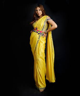 Yellow Phoolon Ki Haldi Saree 1