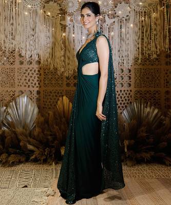 Green Shimmering Cross Saree 2
