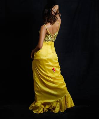 Yellow Phoolon Ki Haldi Dhoti Set 5