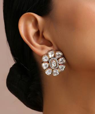 Dual Tone Polki Stud Earrings 3