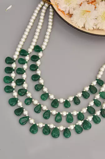 Green And White Pearls Layered Necklace