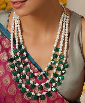 Green And White Pearls Layered Necklace 3