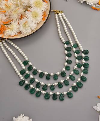 Green And White Pearls Layered Necklace 4