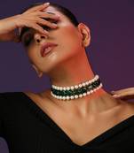 Green And White Pearls Choker Necklace