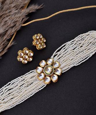 White Gold Tone Kundan And Pearls Choker Set 4