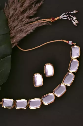 Gold Tone Kundan Choker Set