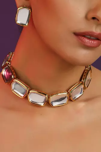 Gold Tone Kundan Choker Set