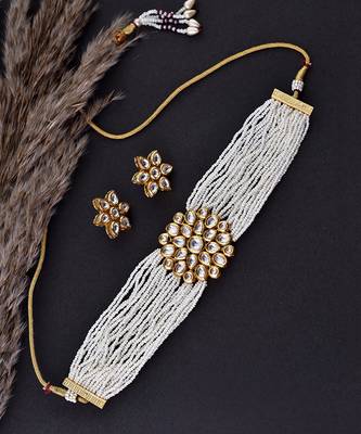White Gold Tone Kundan And Pearls Choker Set 4