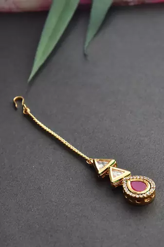 Red Gold Tone Kundan Maang Tikka