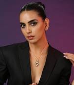 Gold Tone Kundan Locket