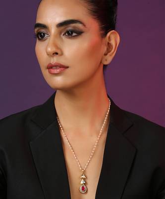 Red Gold Tone Kundan Locket 3