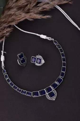Blue Silver Tone Choker Set