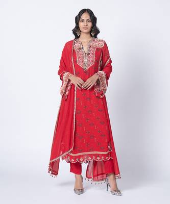 Red Hazel Kurta Set 2