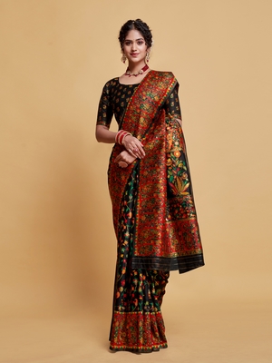 Black Printed Silk Blend Saree With Blouse 2
