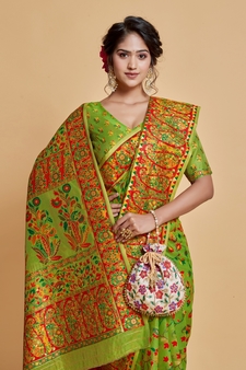 Green Printed Silk Blend Saree With Blouse