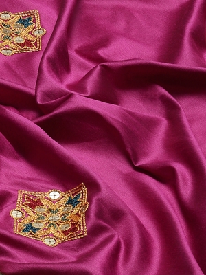 Pink embroidered cotton silk saree with blouse 4
