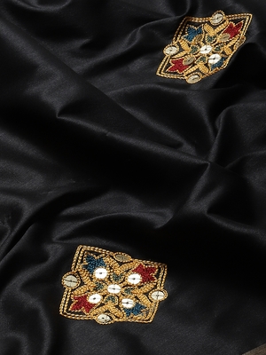 Black embroidered cotton silk saree with blouse 4