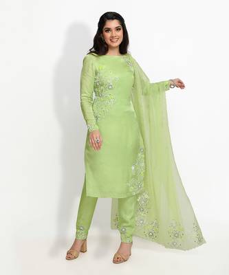 Green Daylily Kurta Set 1