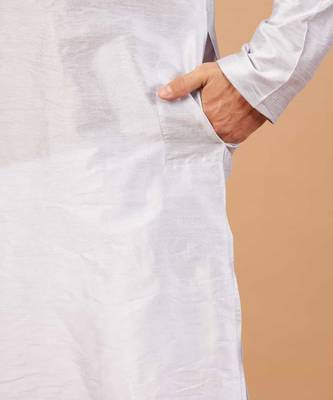 White Manatee Basik Kurta 4