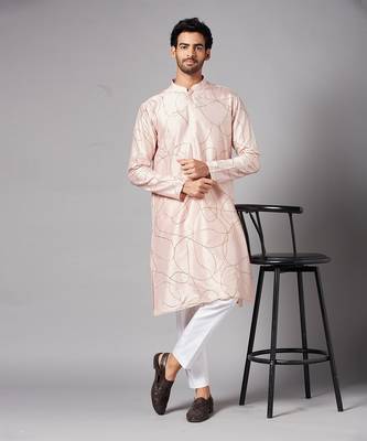 Ilaria Gold Zari Abstract Embroidered Peach Kurta 1