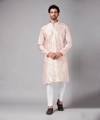 Ilaria Gold Zari Abstract Embroidered Peach Kurta 2