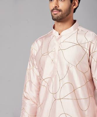 Ilaria Gold Zari Abstract Embroidered Peach Kurta 3