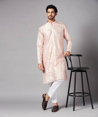 Ilaria Gold Zari Abstract Embroidered Peach Kurta 7