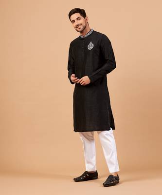 Amyr Traditional Embroidered Black Kurta 4