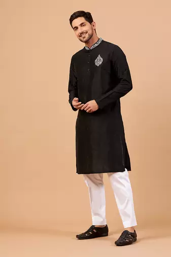 Amyr Traditional Embroidered Black Kurta