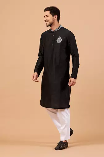 Amyr Traditional Embroidered Black Kurta