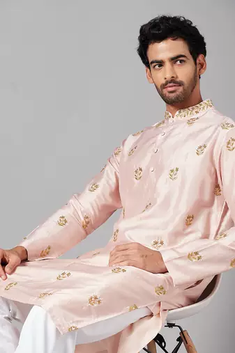 Pink Krusos Hand Embroidered Motif Kurta