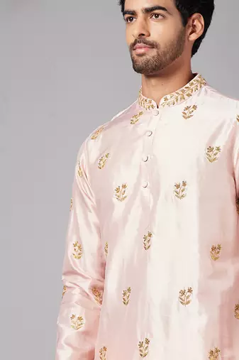 Pink Krusos Hand Embroidered Motif Kurta
