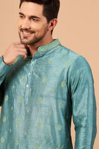 Greafy Two Motif Embroidered Green Kurta