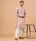 Peach Florne Floral Goemetric Embroidered Kurta