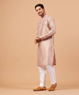 Peach Florne Floral Goemetric Embroidered Kurta 4
