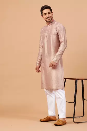 Peach Florne Floral Goemetric Embroidered Kurta