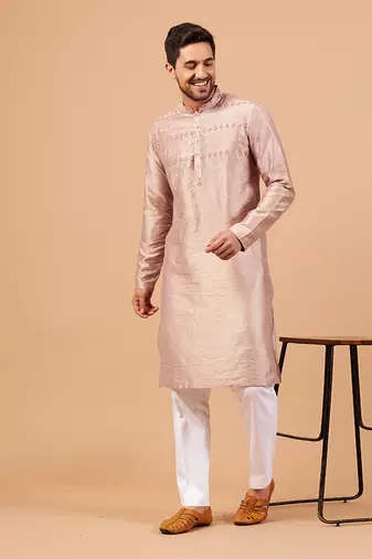 Peach Florne Floral Goemetric Embroidered Kurta