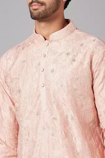 Tiyaan Embroidered Peach Kurta