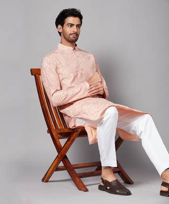 Tiyaan Embroidered Peach Kurta 4