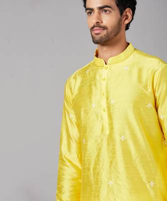 Saanjh Yellow Embroidered Kurta Set 4