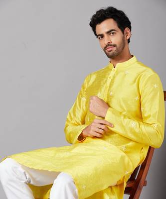Saanjh Yellow Embroidered Kurta Set 7